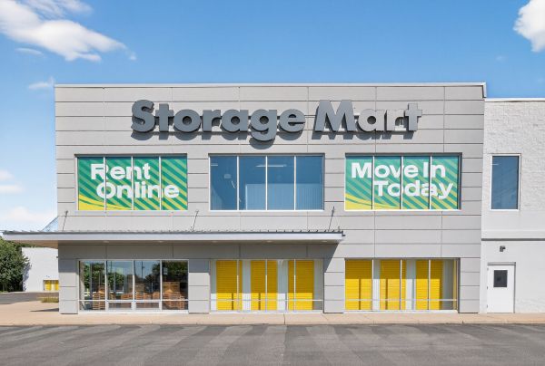 StorageMart - Touhy Ave - 3220 West Touhy Avenue
