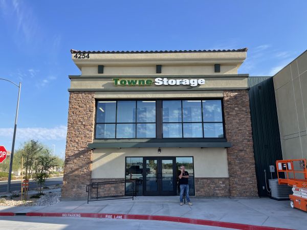 Towne Storage MLK - 4254 North Martin Luther King Boulevard