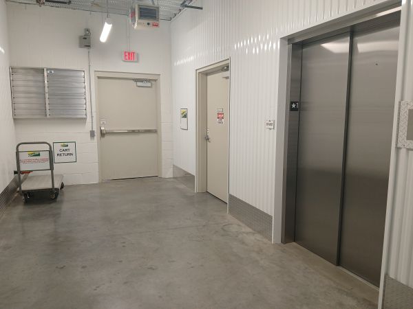 Towne Storage University - 3910 South University Center Drive