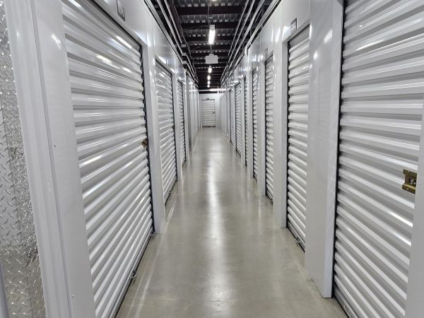 Extra Space Storage - 6359 - Milford - S Dupont Blvd - 11 South Dupont Boulevard