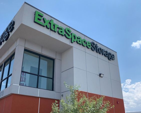 Extra Space Storage - 6918 - Las Vegas - E Fremont St - 2870 East Fremont Street