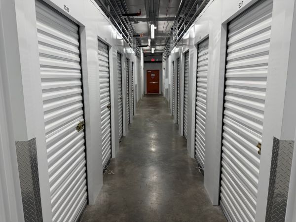 Extra Space Storage - 6918 - Las Vegas - E Fremont St - 2870 East Fremont Street