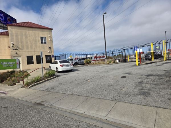 Extra Space Storage - 6947 - South San Francisco - Shaw Rd - 345 Shaw Road