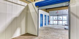 Lockbox Storage - Davenport - 2070 West River Drive