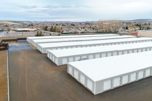 Madras Self Storage - 1451 Southwest Olive Street