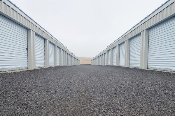 Madras Self Storage - 1451 Southwest Olive Street