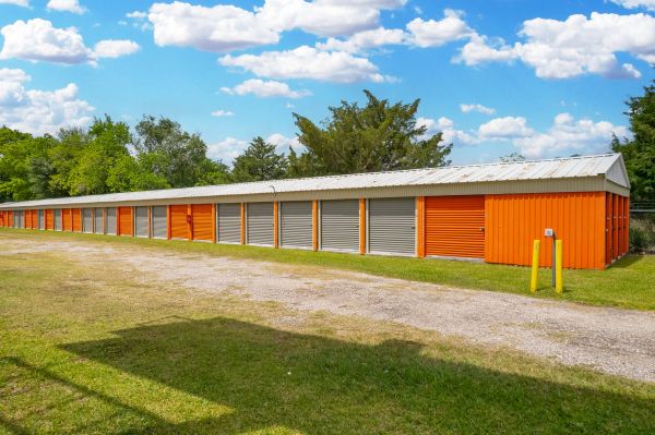 10 Federal Storage - FM 1764 - 13720 Farm to Market Road 1764
