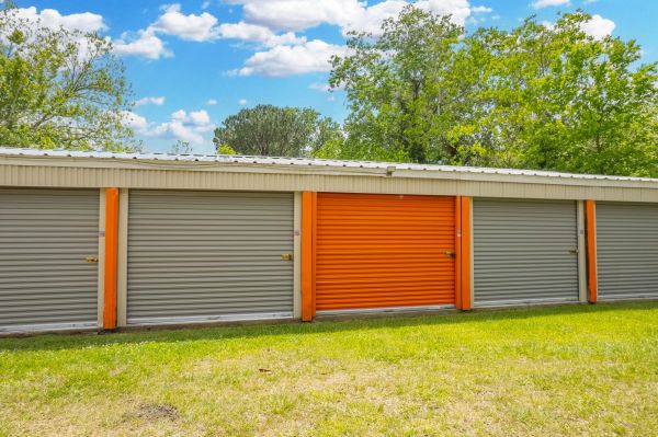 10 Federal Storage - FM 1764 - 13720 Farm to Market Road 1764