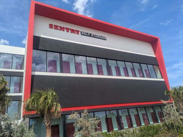 Sentry Self Storage - Lake Worth Beach - 2202 Lake Worth Road