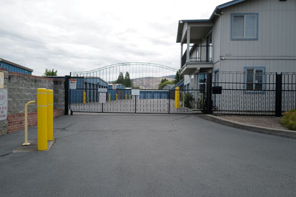 Delta Waters Mini Storage - 2115 Delta Waters Road