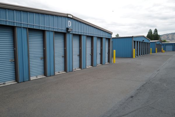 Delta Waters Mini Storage - 2115 Delta Waters Road