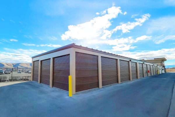 Yakima Valley Storage - 2211 Longfibre Road