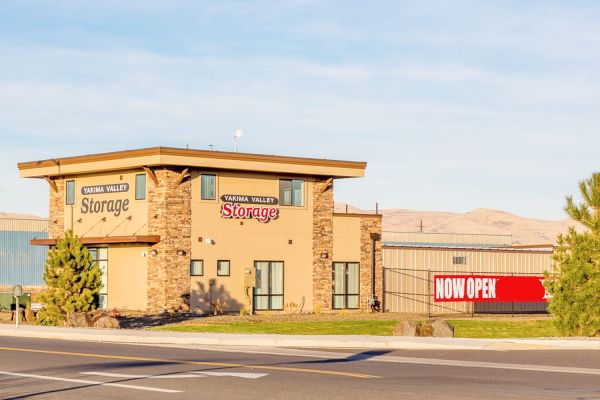 Yakima Valley Storage - 2211 Longfibre Road
