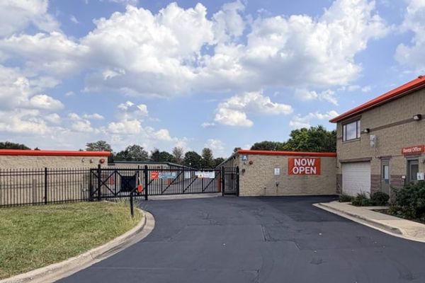 Public Storage - Romeoville - 1149 S. Frontage Rd. - 1149 S. Frontage Rd.