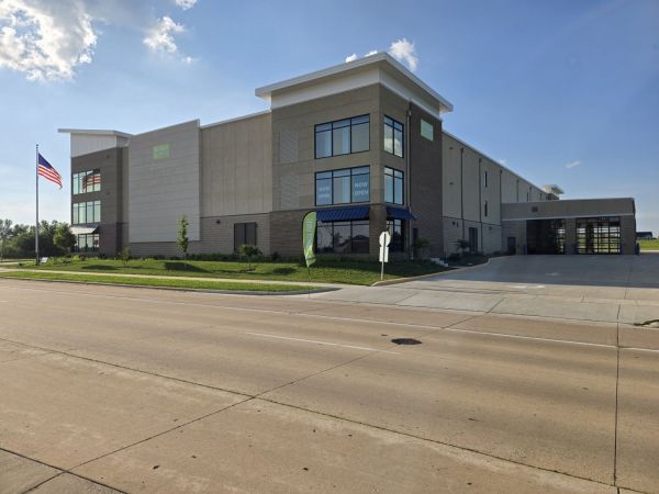Extra Space Storage - 6973 - Sun Prairie - Autumn Blaze Way - 2375 Autumn Blaze Way