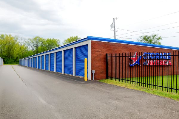 Storage of America - Pendleton Pike - 8805 Pendleton Pike
