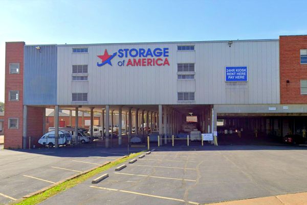 Storage of America - Gustine - 4327 Gustine Avenue