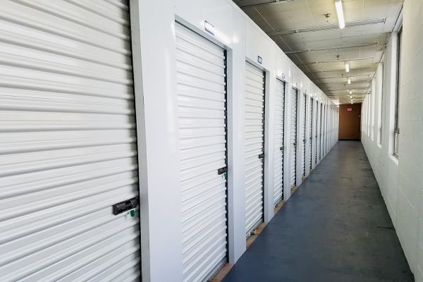 Storage of America - Rock Island - 2832 5th Street