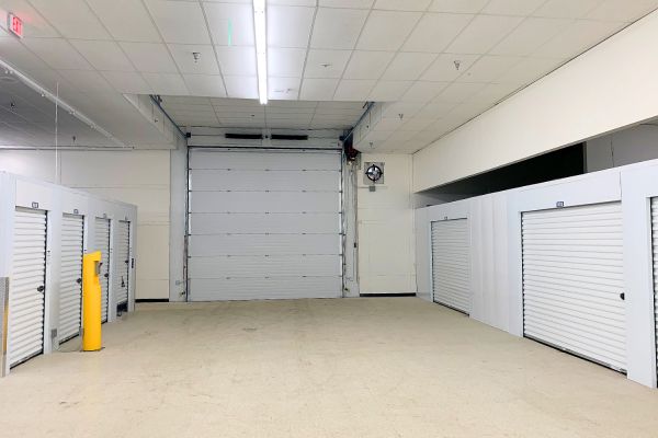 Storage of America - Gratiot - 5135 Gratiot Road