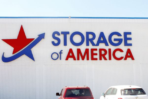 Storage of America - Center - 1377 West Center Road