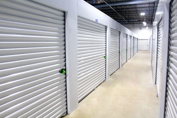 Storage of America - Center - 1377 West Center Road