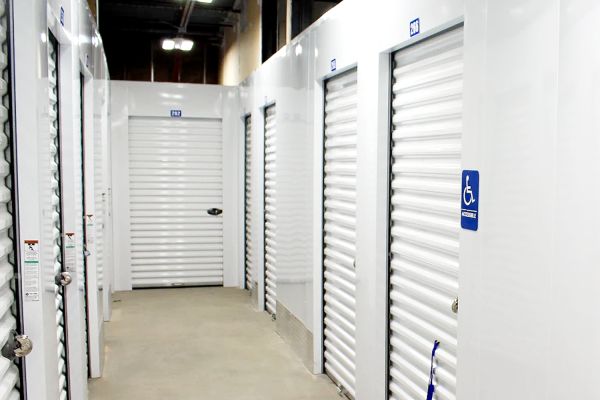 Storage of America - Center - 1377 West Center Road