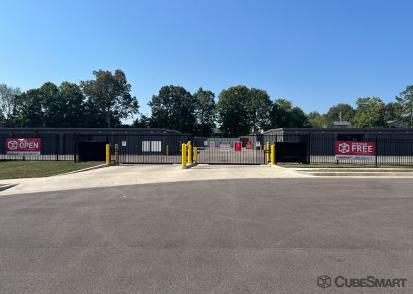 CubeSmart Self Storage - KY Elizabethtown South Dixie Hwy - 2800 South Dixie Highway