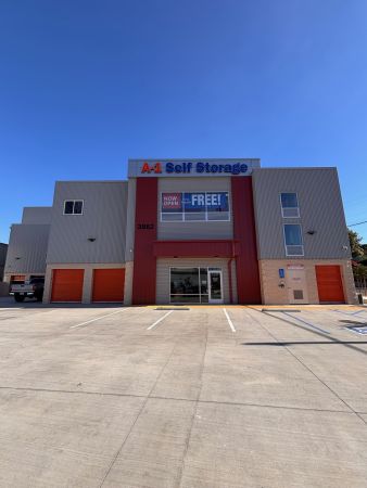 A-1 Self Storage - LA Medford - 3862 Medford Street