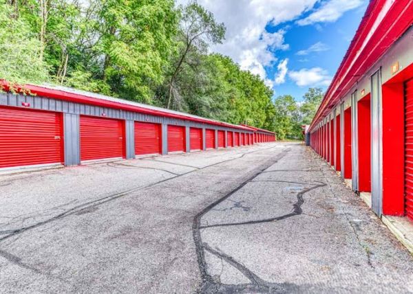 Devon Self Storage - 9281 - Ypsilanti - 521 Tyler Road