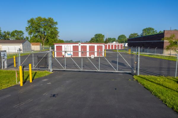 Miles of Storage - Anderson - 5327 Doctor Martin Luther King Junior Boulevard