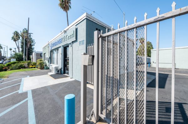 Storage Etc. - Canoga Park - 8111 Deering Avenue