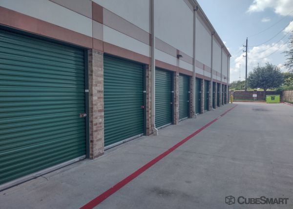 CubeSmart Self Storage - 102 Benton Road - TX - 102 Benton Road