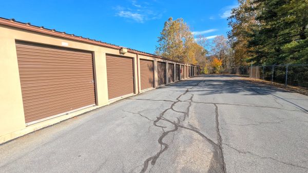 Dove Storage - Mansfield - 2006 New Jersey 57