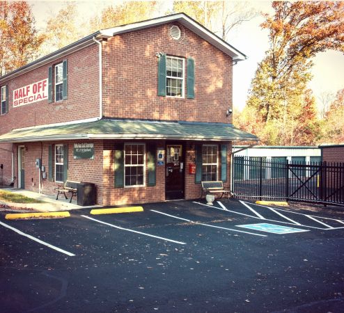 Forward Storage - Fredericksburg (Phone Reservations Only) - 690 Warrenton Road
