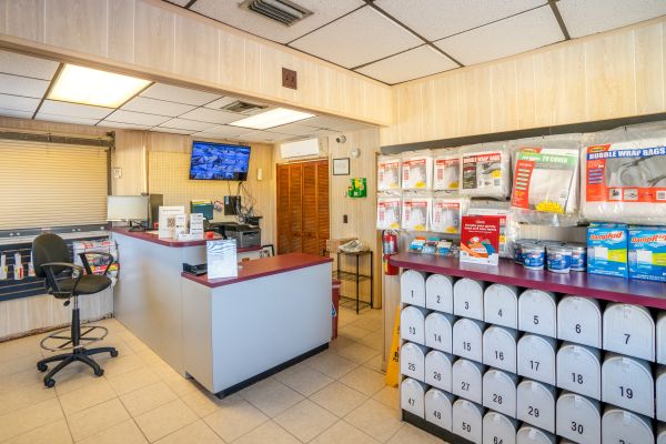 Storage King USA - 115 - Melbourne , FL - Saint Clair - 914 Saint Clair Street