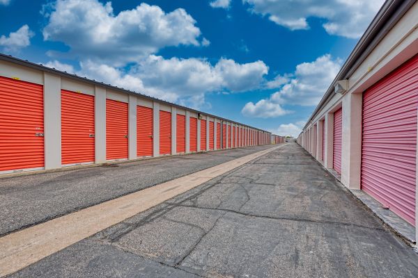 Nest Self Storage - Brighton - 1111 Fulton Avenue
