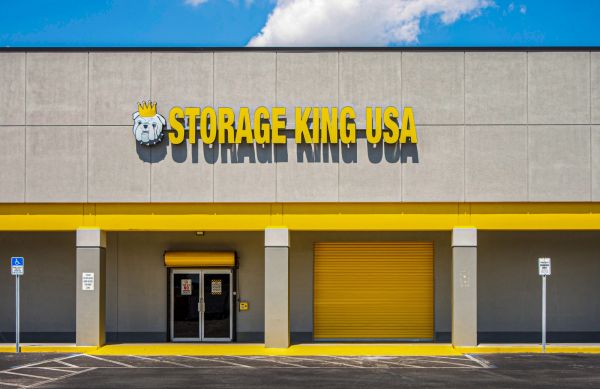 Storage King USA - 137 - Lakeland, FL. - Gary Road - 338 North Gary Road