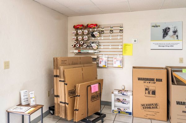 Storage King USA - 166 - Naples, FL. - 3527 Radio Road - 3527 Radio Road