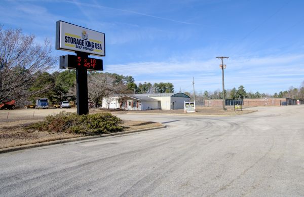 Storage King USA - 161 - Fayetteville, NC - King Road - 8736 King Road