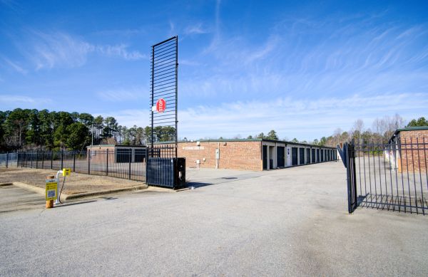 Storage King USA - 161 - Fayetteville, NC - King Road - 8736 King Road