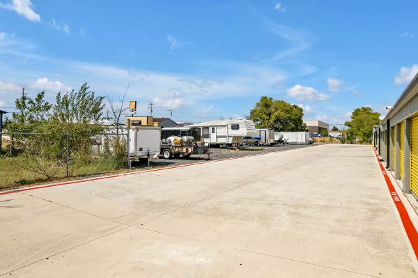 Storage King USA - 105 - Lettau Ave - 122 Lettau Avenue