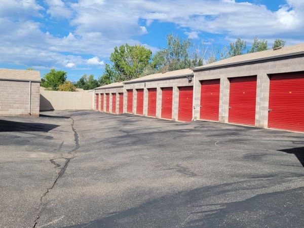 Purely Storage - Loveland - N Grant Ave - 4009 North Grant Avenue