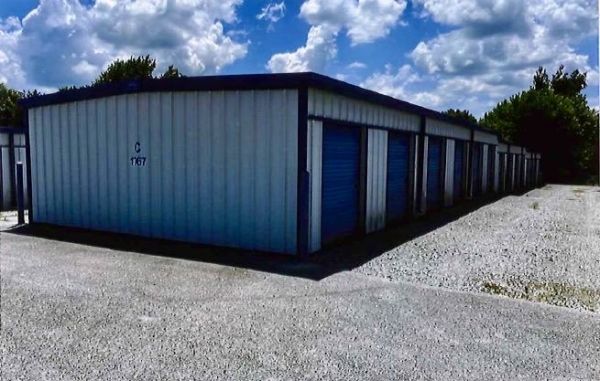 Pack-N-Stack Mini Storage (South Ozark) - 1767 South 15th Avenue