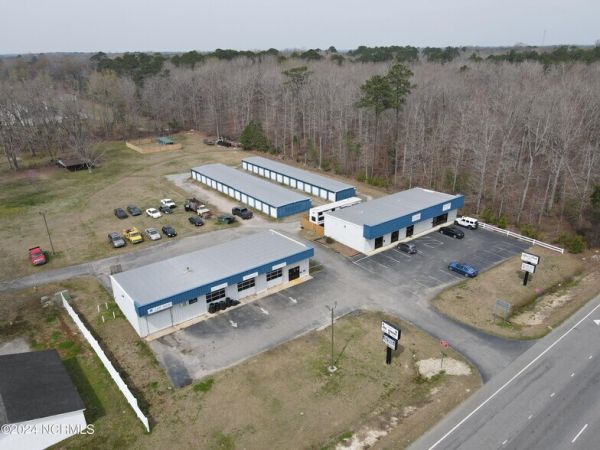 Storage Depot - Windsor - 202 U.S. 13
