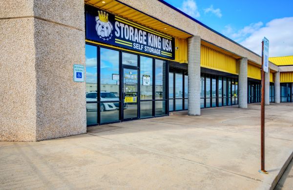 Storage King USA - 148 - Oklahoma City, OK. - S. Council Road - 1423 South Council Road