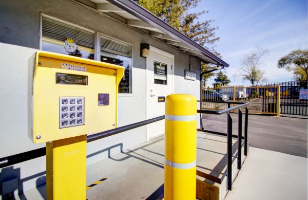 Storage King USA - 154 - Santa Rosa, CA - Dutton Meadow - 2868 Dutton Meadow