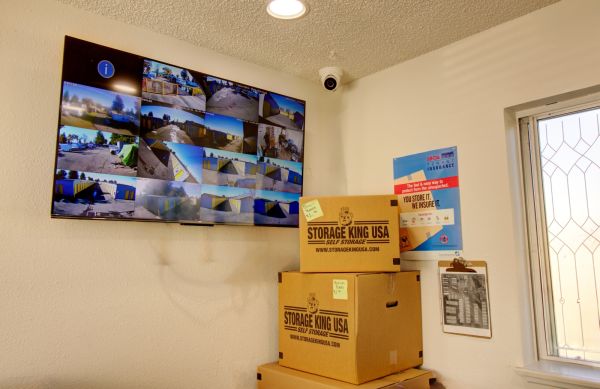 Storage King USA - 154 - Santa Rosa, CA - Dutton Meadow - 2868 Dutton Meadow