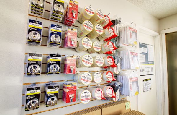 Storage King USA - 154 - Santa Rosa, CA - Dutton Meadow - 2868 Dutton Meadow