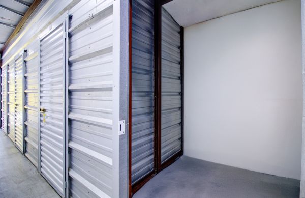 Storage King USA - 154 - Santa Rosa, CA - Dutton Meadow - 2868 Dutton Meadow