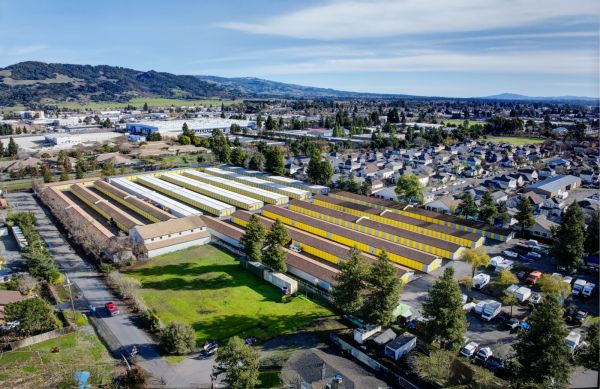 Storage King USA - 154 - Santa Rosa, CA - Dutton Meadow - 2868 Dutton Meadow
